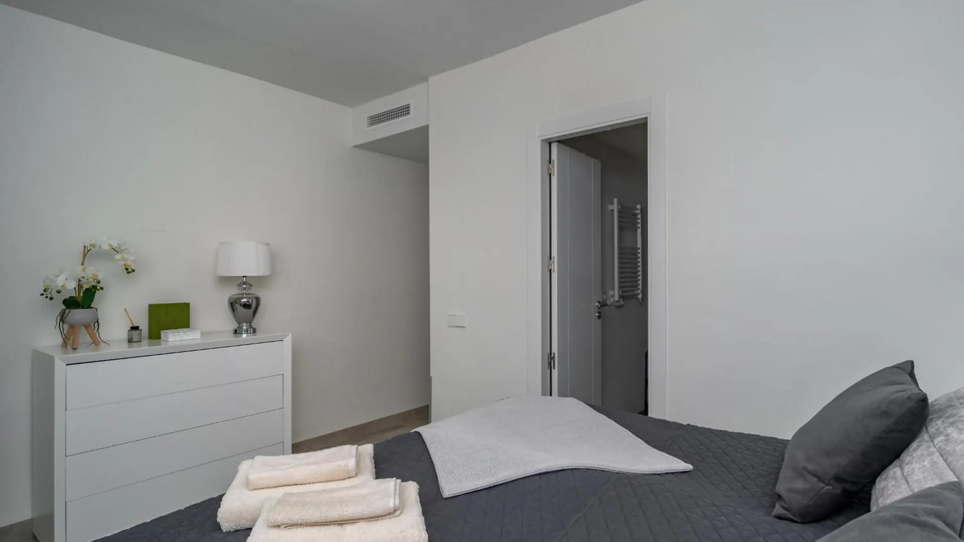 에스테포나 Lica Infinity Collection Penthouse Altana 아파트